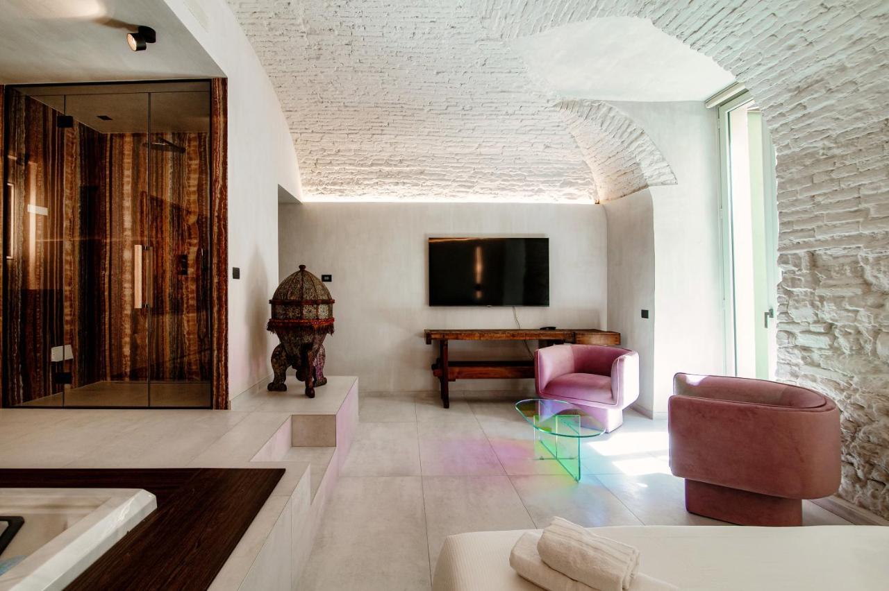 Suites Lorodellago Como - The House Of Travelers ภายนอก รูปภาพ