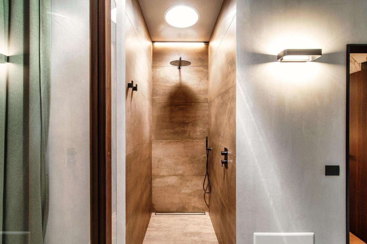 Suites Lorodellago Como - The House Of Travelers ภายนอก รูปภาพ