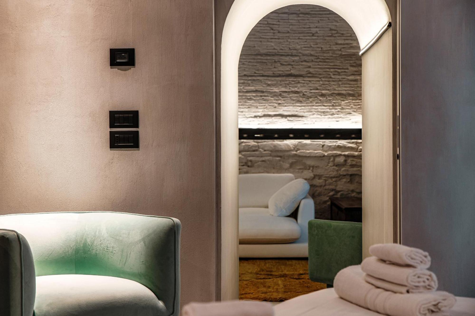 Suites Lorodellago Como - The House Of Travelers ภายนอก รูปภาพ